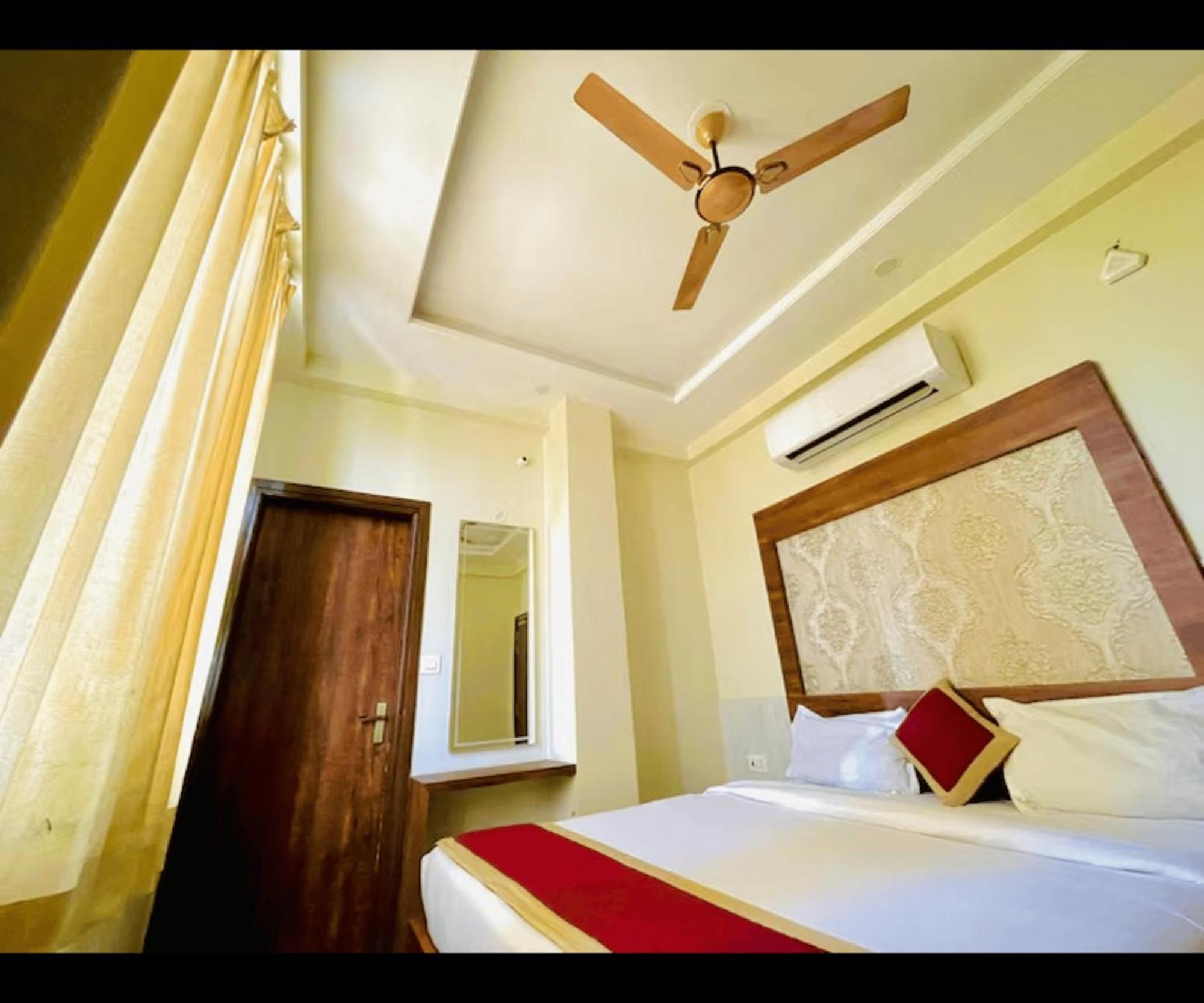 ג'איפור Hotel Hari Inn מראה חיצוני תמונה
