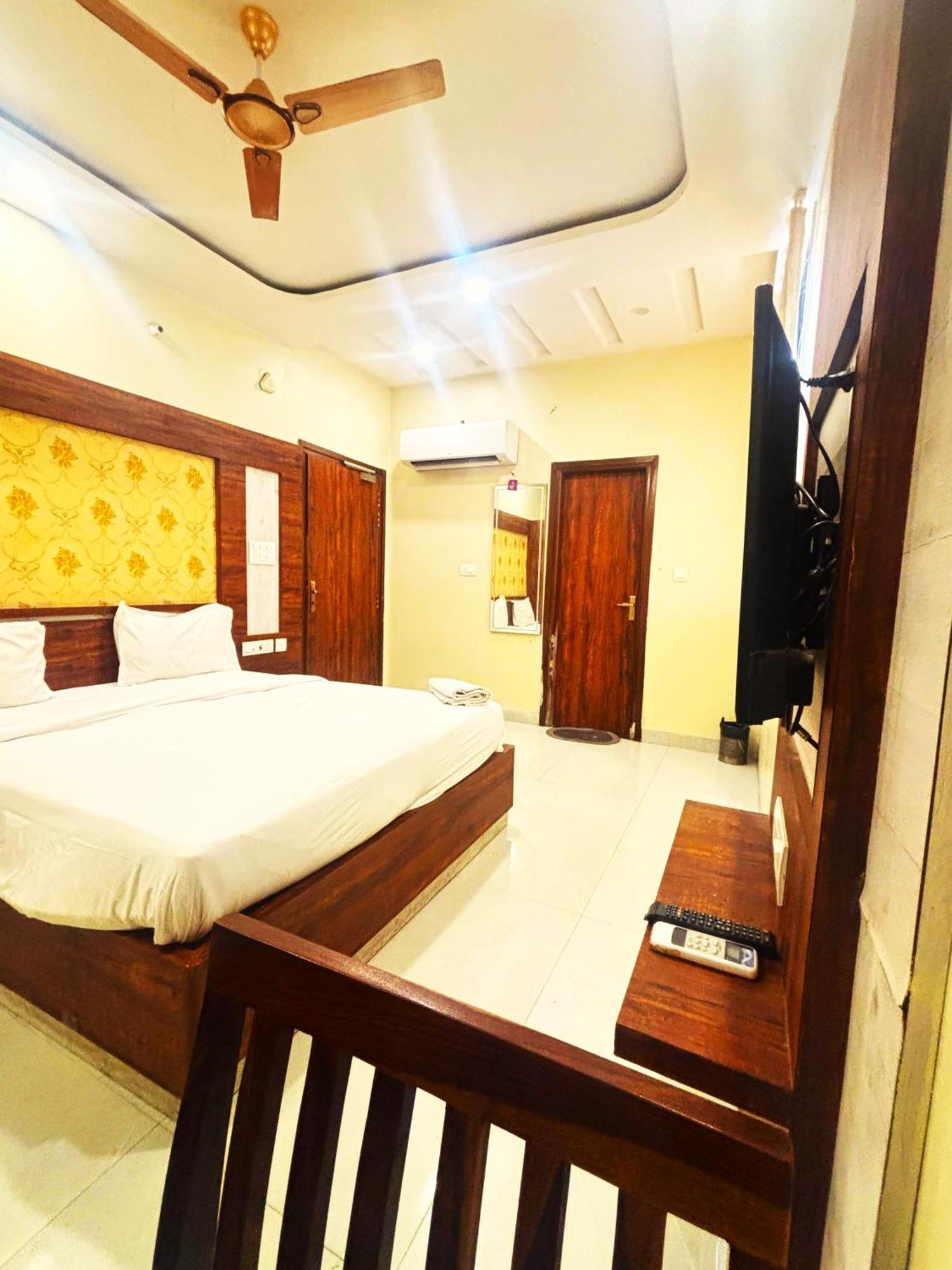 ג'איפור Hotel Hari Inn מראה חיצוני תמונה