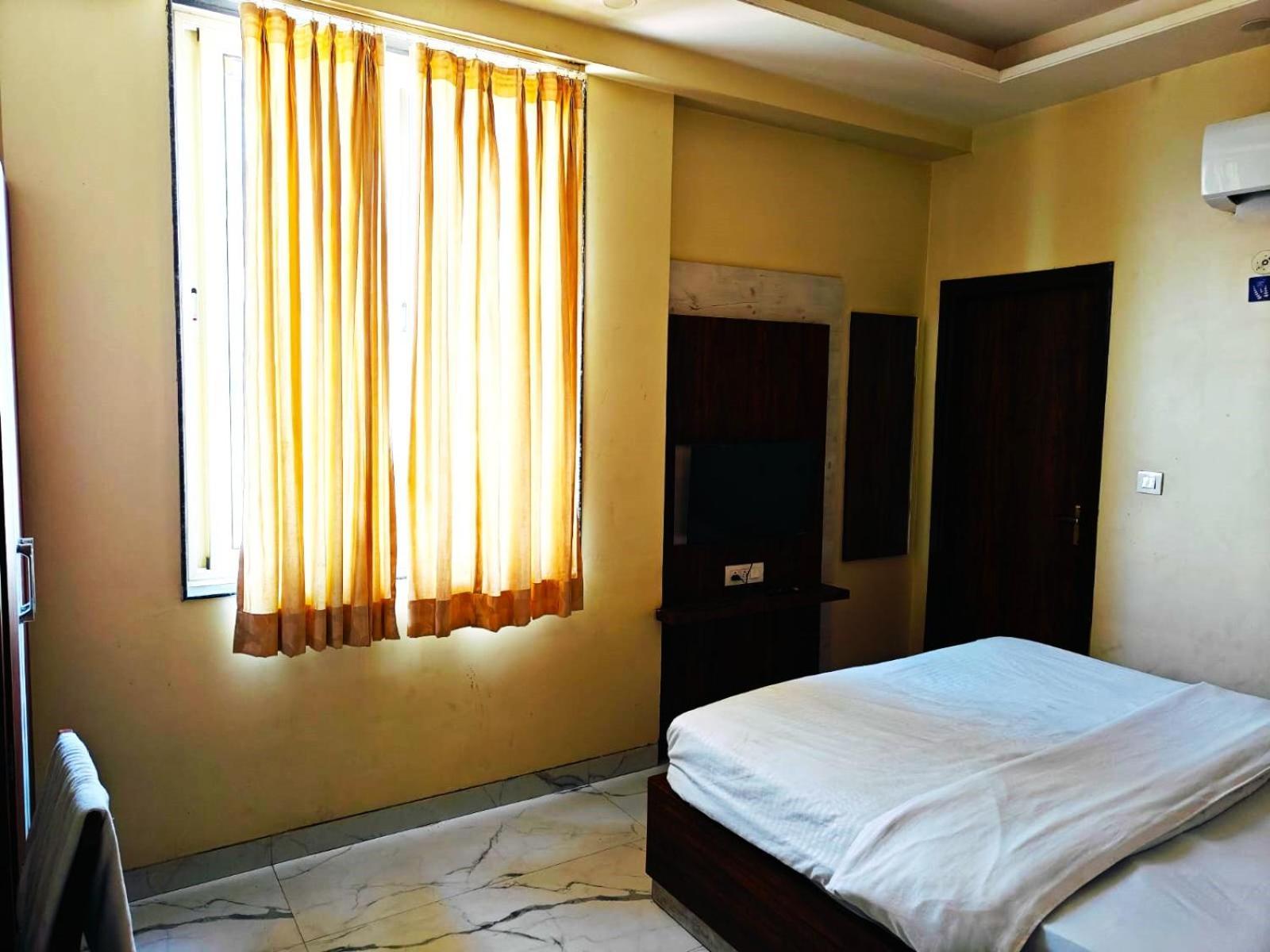ג'איפור Hotel Hari Inn מראה חיצוני תמונה